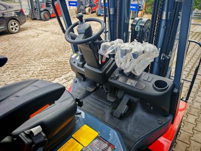 JAPANLIFT LUBOŃ NA SPRZEDAŻ NOWY WÓZEK WIDŁOWY HELI LPG 3500 kg JAPANLIFT LUBOŃ NA SPRZEDAŻ NOWY WÓZEK WIDŁOWY HELI LPG 3500 kg